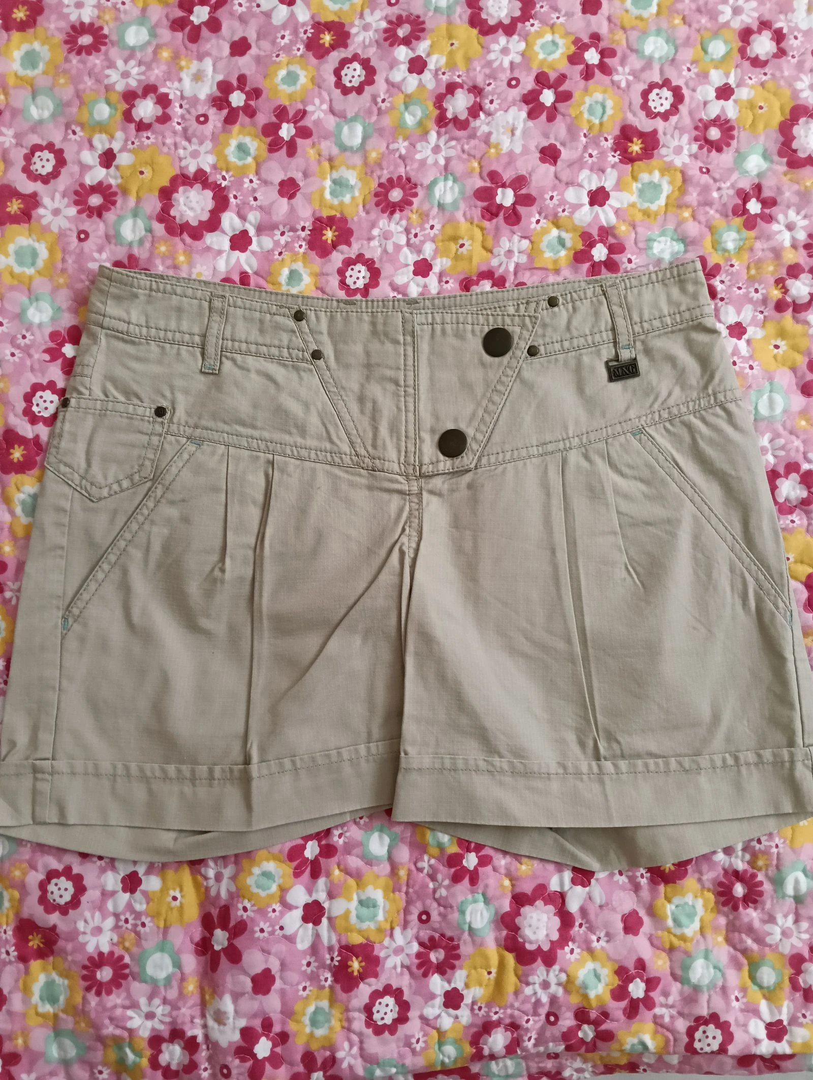 Short MNG